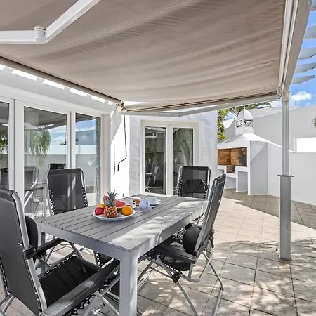 Peaceful Private Terrace & Views 빌라