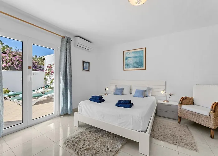 Villa Peaceful Private Terrace & Views