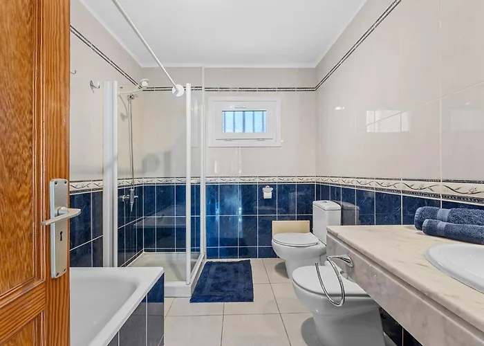 Peaceful Private Terrace & Views